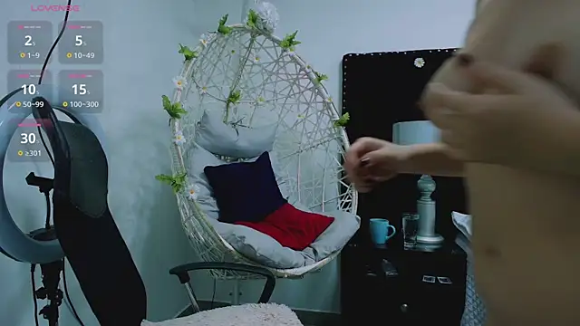 AbbySaennz online show from 10/01/25, 07:09