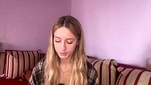 Jetta Corsacami online show from 09/15/25, 01:55