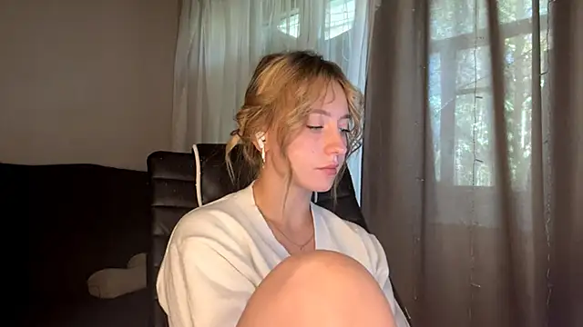 Jetta Corsacami online show from 09/24/25, 10:29