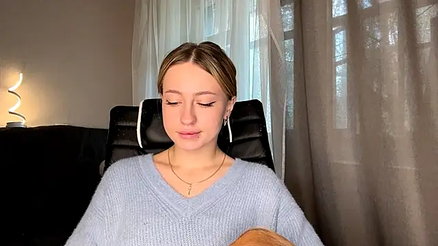 Jetta Corsacami online show from 10/27/25, 07:34