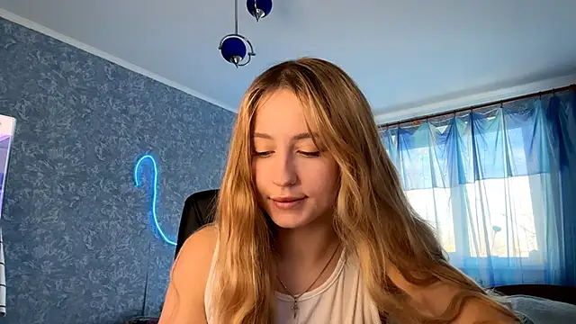 Jetta Corsacami online show from 11/04/25, 10:14