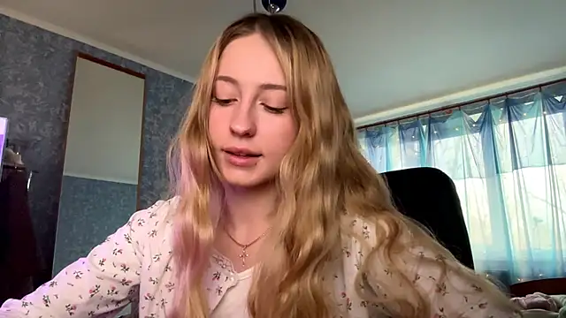 Jetta Corsacami online show from 11/07/25, 11:32