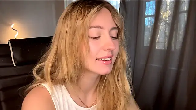 Jetta Corsacami online show from 11/15/25, 12:13