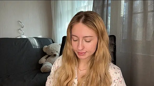 Jetta Corsacami online show from 11/18/25, 10:09