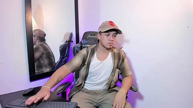 juanmechanic  online show from 10/15/25, 05:18