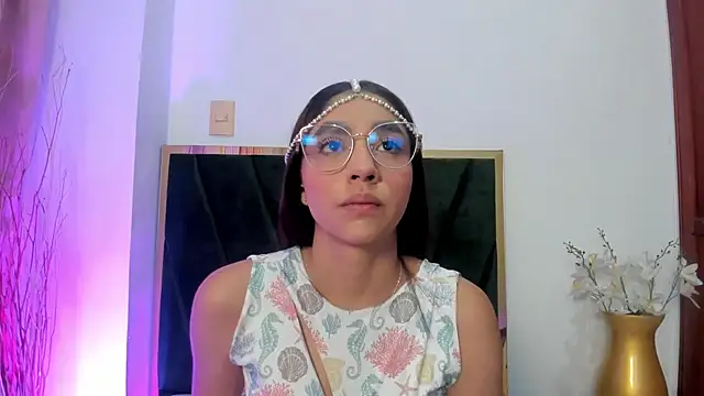 IvyJhons online show from 10/15/25, 11:43