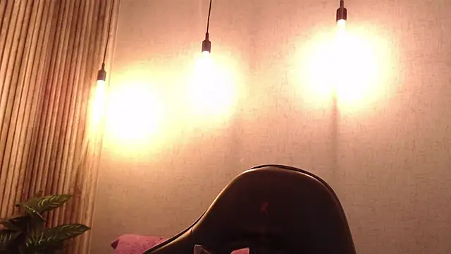 KimGarces online show from 10/05/25, 03:32