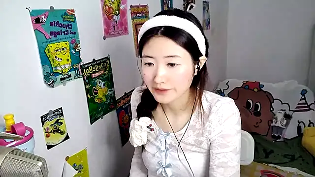 Moonlight-23 online show from 10/16/25, 06:47