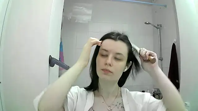 Snapshot of EdlinEngelby chatting on 10/03/25, 04:15 EdlinEngelby online show from 10/03/25, 04:15