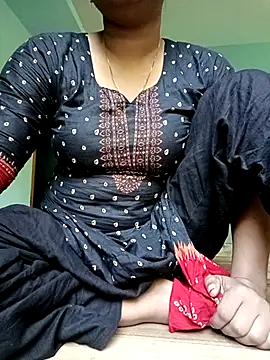 Snapshot of Rina-2 chatting on 10/14/25, 03:18 Rina-2 online show from 10/14/25, 03:18