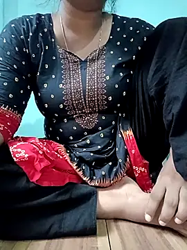 Snapshot of Rina-2 chatting on 11/01/25, 06:37 Rina-2 online show from 11/01/25, 06:37