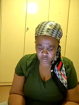 Ebonyboobsmilk online show from 10/09/25, 04:27