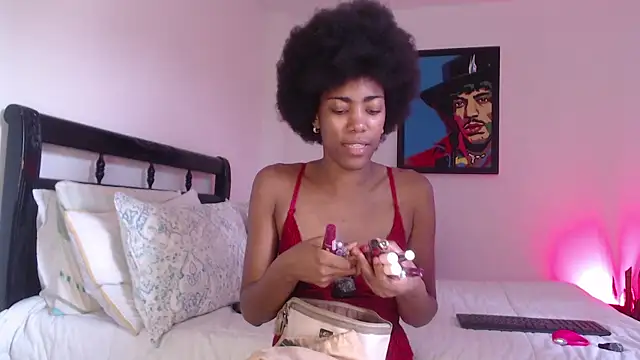 lucyymaximo online show from 05/08/26, 07:19