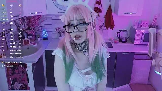 Nana stolass online show from 06/17/26, 12:40