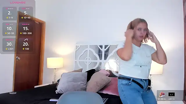 MikaelaStone online show from 11/01/25, 11:34