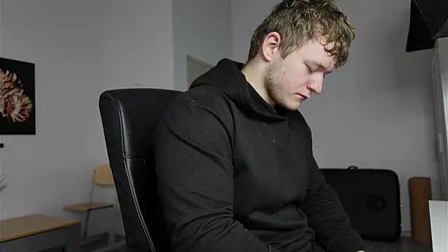 Richard Dullas online show from 09/28/25, 05:46