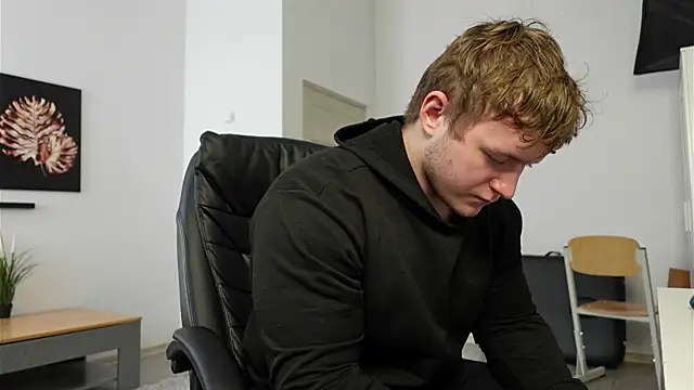 Richard Dullas online show from 09/29/25, 12:21