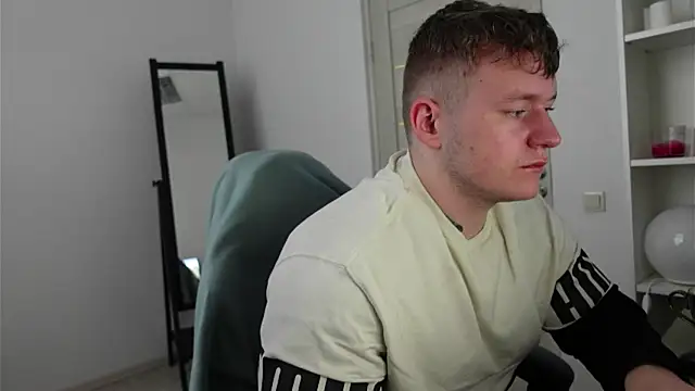 Richard Dullas online show from 10/19/25, 05:30