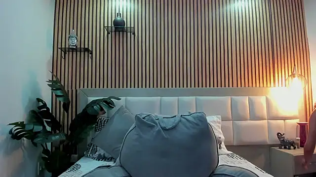 KattyBonnie online show from 12/02/25, 07:31