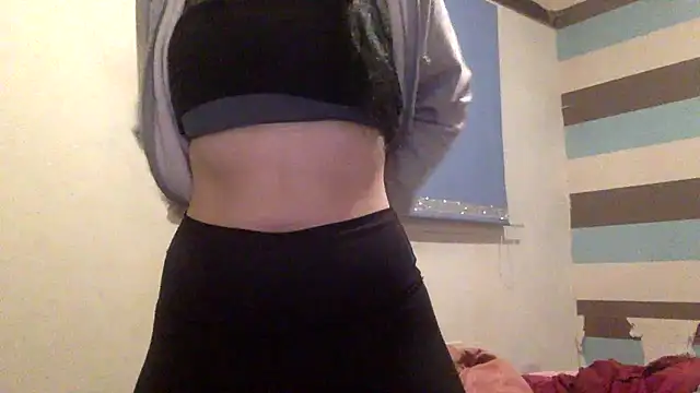 Snapshot of Bellababexox chatting on 10/23/25, 05:40 Bellababexox online show from 10/23/25, 05:40