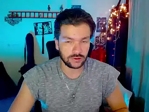 cortelioni massimo  online show from 11/20/25, 08:41