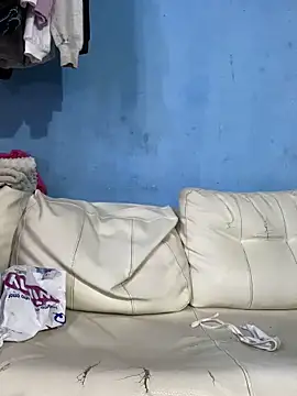 Snapshot of Firuze_Hatunn chatting on 10/14/25, 09:15 Firuze Hatunn online show from 10/14/25, 09:15