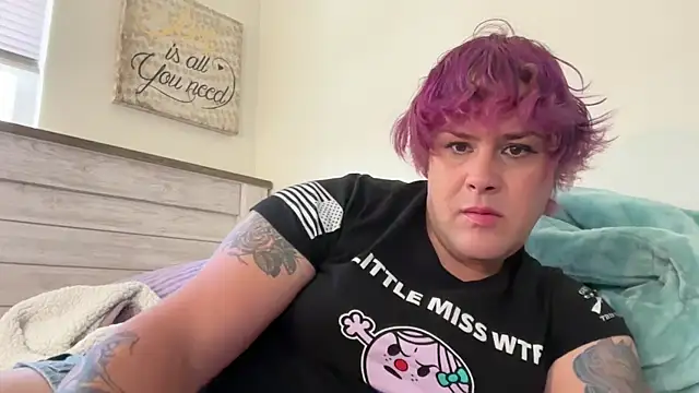 Julietserenity online show from 10/21/25, 05:24