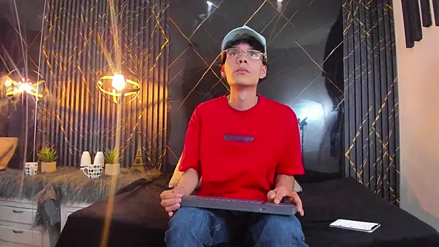 AxelWolfe online show from 09/08/25, 08:30
