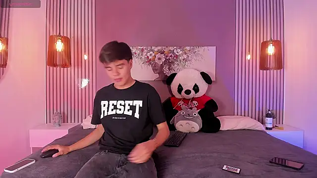 sweet petter online show from 10/05/25, 01:42