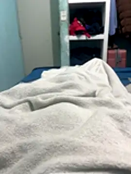 Snapshot of 09chino_ chatting on 10/22/25, 06:46 09chino  online show from 10/22/25, 06:46