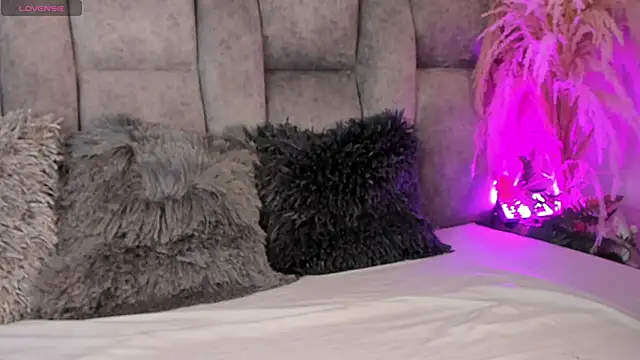 Snapshot of d3rke_666 chatting on 11/25/25, 04:12 d3rke 666 online show from 11/25/25, 04:12