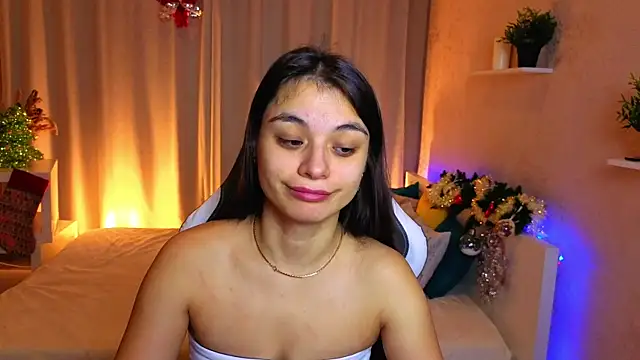 Leila Hefner online show from 12/04/25, 02:43