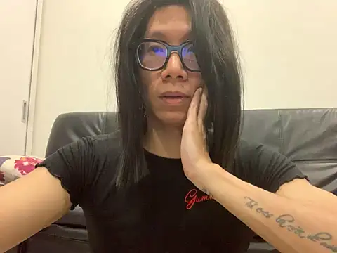 Snapshot of AnnaCR666 chatting on 11/21/25, 02:54 AnnaCR666 online show from 11/21/25, 02:54