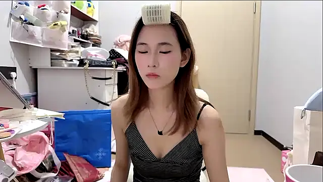 Ann-cookie online show from 05/22/26, 04:34