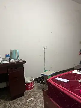 crhong666 online show from 11/09/25, 12:20