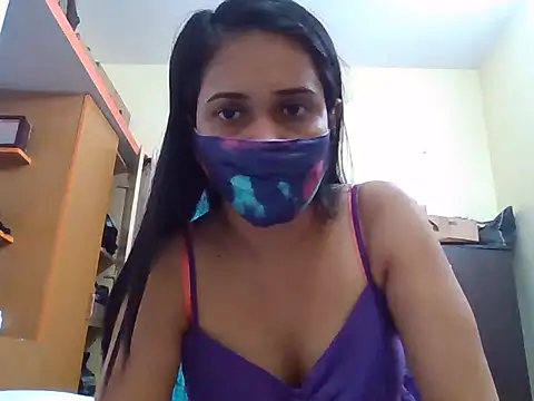 Curvyqueenz online show from 11/06/25, 04:52