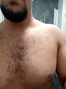 Snapshot of a23c43 chatting on 10/24/25, 04:36 a23c43 online show from 10/24/25, 04:36