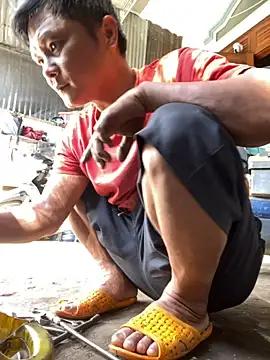 Snapshot of hotboy2x chatting on 09/16/25, 01:50 hotboy2x online show from 09/16/25, 01:50