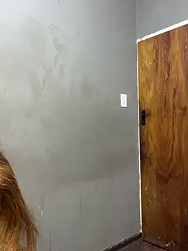 Snapshot of Dirtydaisyxx25 chatting on 10/25/25, 04:13 Dirtydaisyxx25 online show from 10/25/25, 04:13