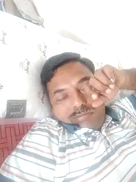 Snapshot of pawansai10@xh chatting on 09/11/25, 10:48 pawansai10xh online show from 09/11/25, 10:48