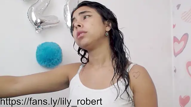 lily robertss  online show from 09/13/25, 03:12