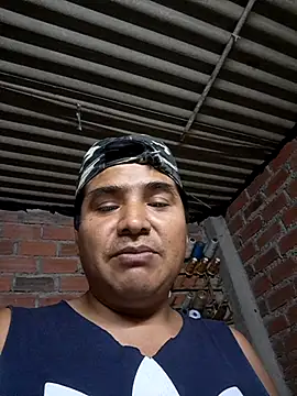 Snapshot of Manuelit18 chatting on 08/08/26, 12:57 Manuelit18 online show from 08/08/26, 12:57
