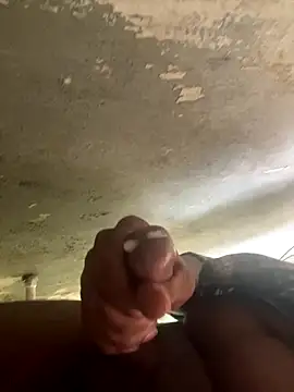 Snapshot of VIPMALLUBOY chatting on 10/24/25, 07:38 VIPMALLUBOY online show from 10/24/25, 07:38