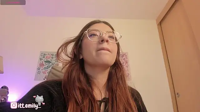 emily uwu0 online show from 07/27/26, 02:18