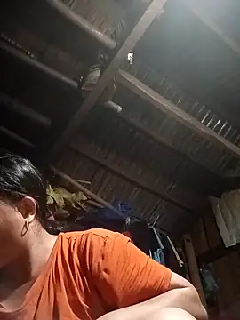 Love-Mama33 online show from 09/28/25, 11:59