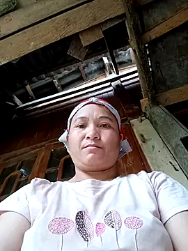 Love-Mama33 online show from 11/17/25, 04:07