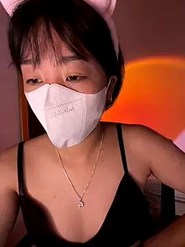 chuppy03 online show from 10/10/25, 03:33