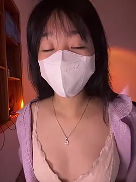 chuppy03 online show from 10/17/25, 03:14