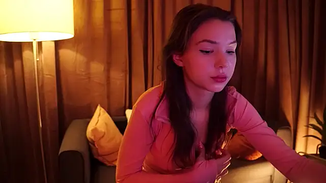 Snapshot of TakeUrPill chatting on 10/14/25, 05:47 TakeUrPill online show from 10/14/25, 05:47