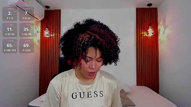 Snapshot of delaylacruz chatting on 09/26/25, 12:09 delaylacruz online show from 09/26/25, 12:09